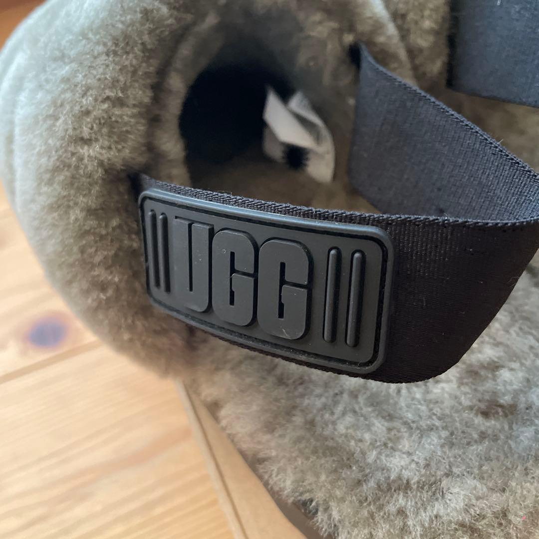 靴 UGG W Super Fluff Slipper JP 22