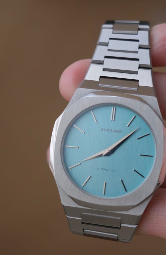D1 MILANO ULTRA THIN turquoiseリネン38mmケース