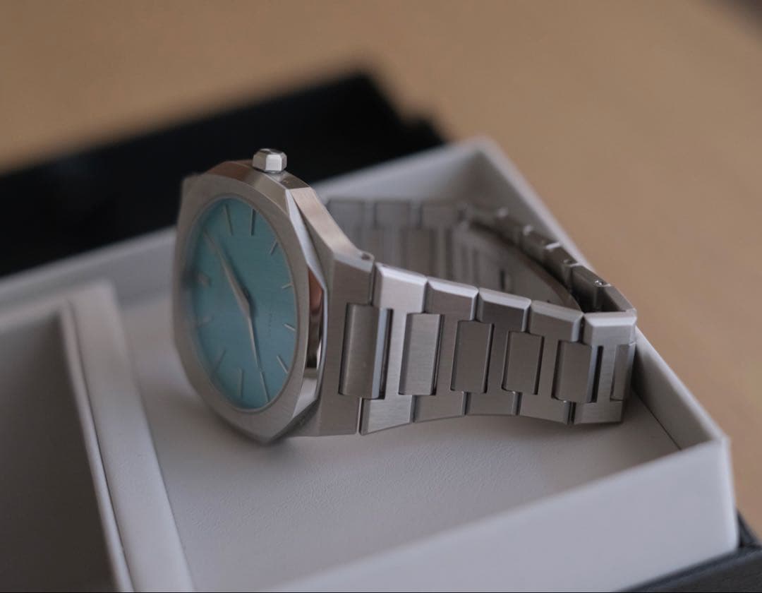 D1 MILANO ULTRA THIN turquoiseリネン38mmケース