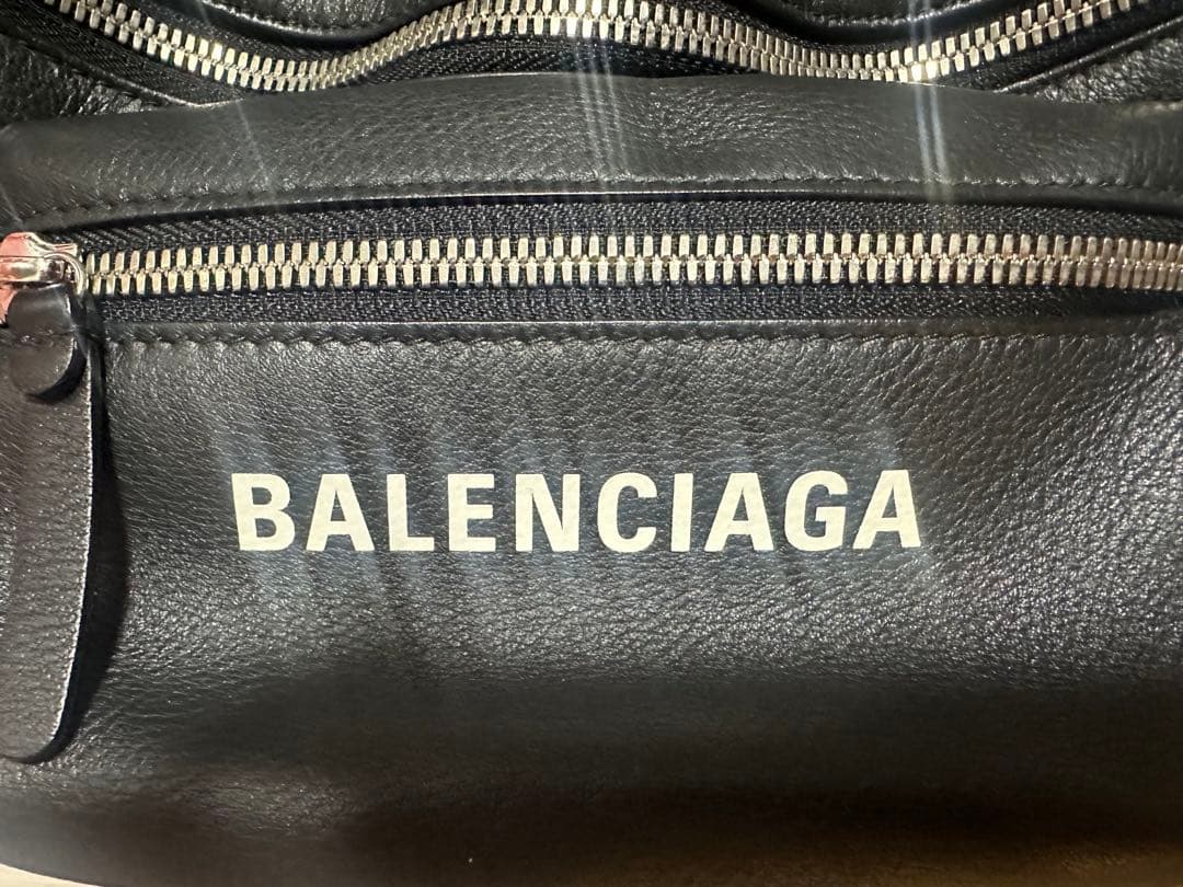 BALENCIAGA ボディバッグ・ウエストポーチ ブラック