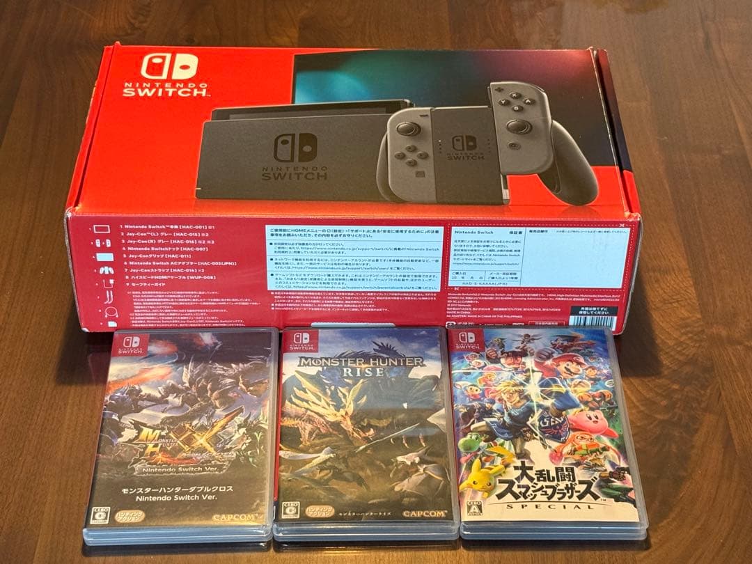 Nintendo Switch 本体 + スマブラ.モンハンライズ.ＸＸ付