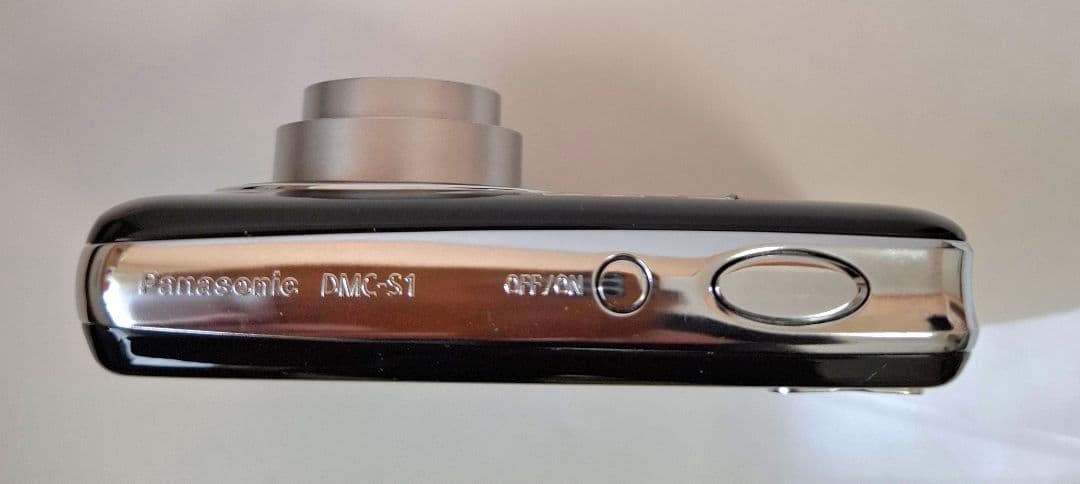 [美品] パナソニック Panasonic LUMIX DMC-S1 コンデジ