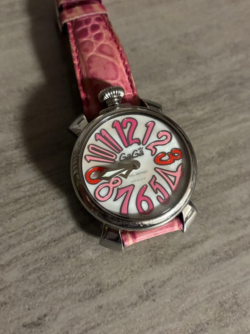 GaGaMILANO 腕時計　ベルト2本付き