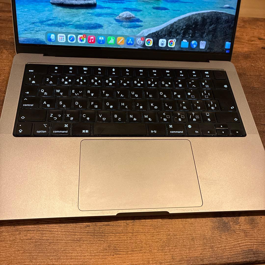 14インチMacBook Pro 32GBメモリ 1TB SSD