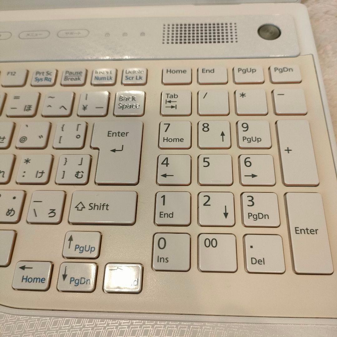 ノートパソコン LIFEBOOK AH77/J FMVA77JWY ホワイト