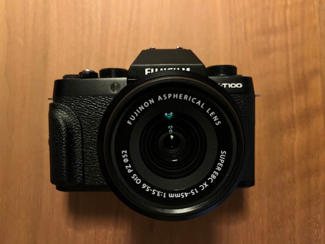【美品】早い者勝ち　FUJIFILM X-T100 ミラーレス一眼　レンズセット
