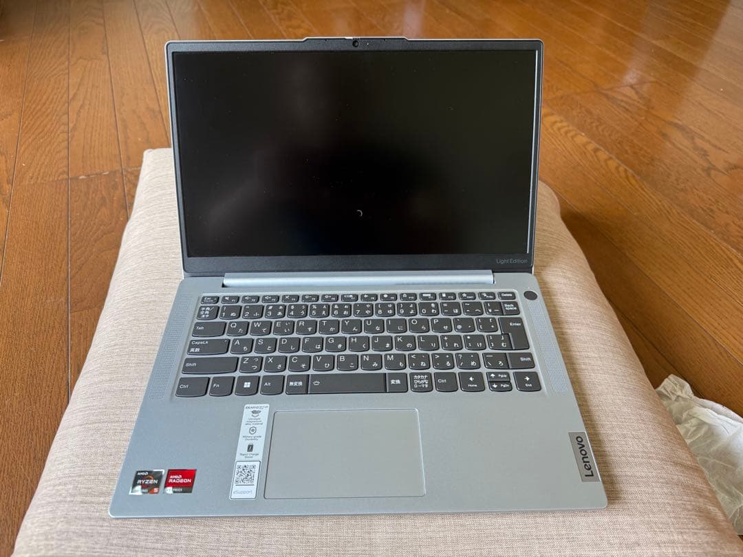 Light Edition AMD Ryzen 5 ノートPC
