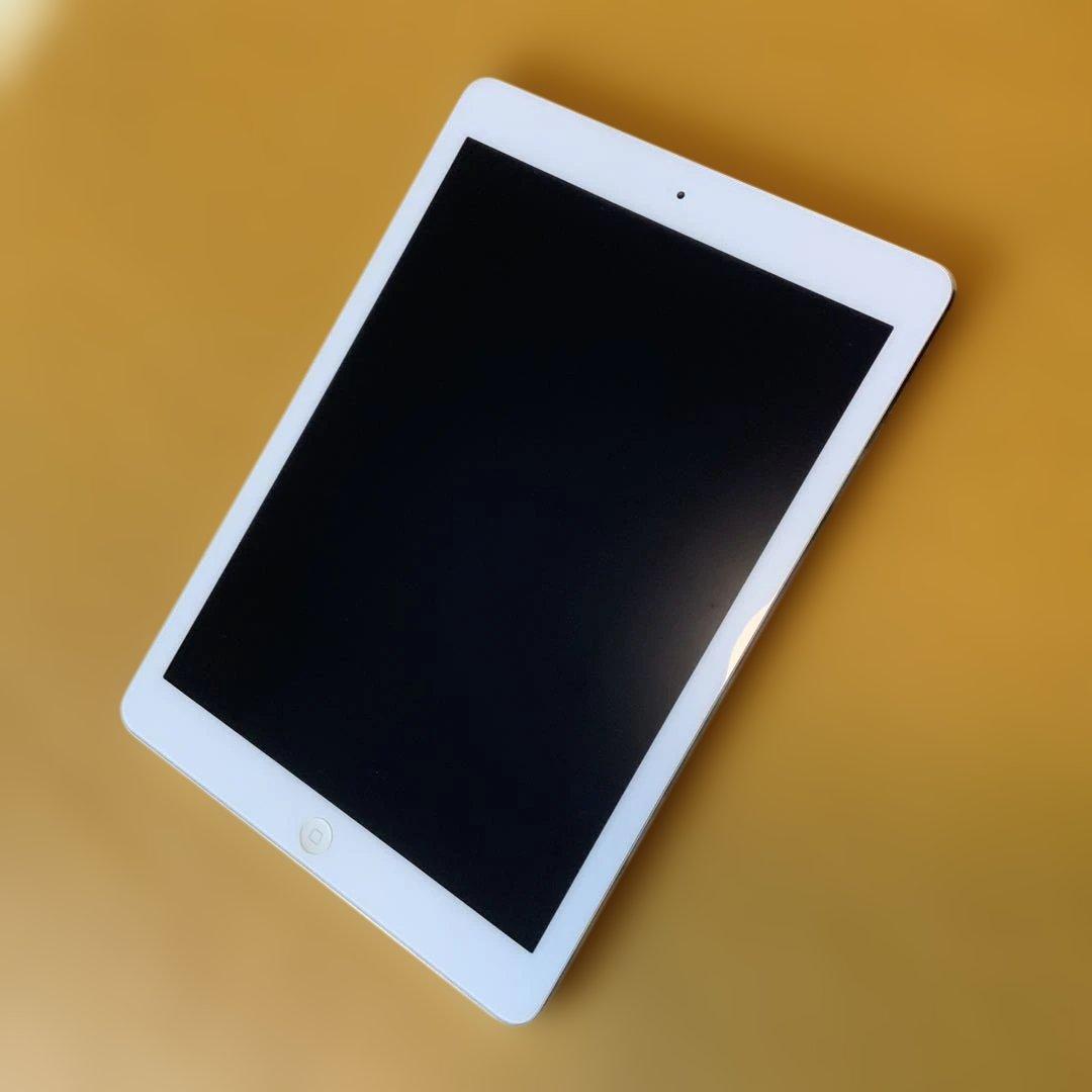 【美品】apple iPad air 32ギガWi-Fi FD789J/B