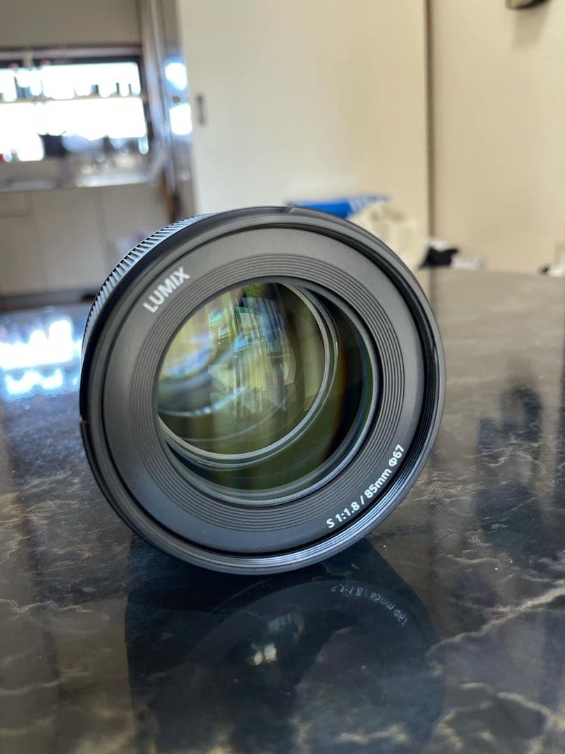 LUMIX 85mm F1.8 レンズ