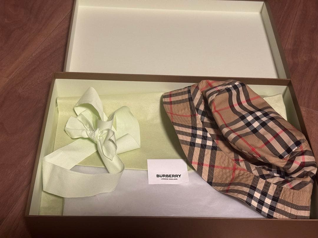 BURBERRY ベージュチェックハット 52cm