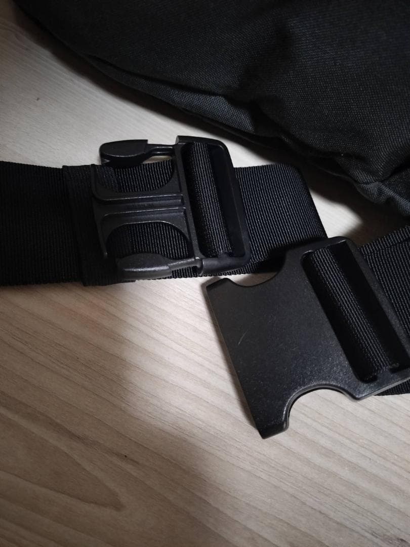 ☆美品　ガーメントバックパック2 リュックサック Henty　レインカバー