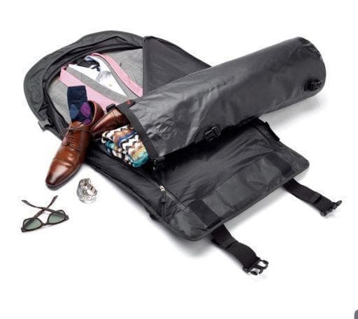 ☆美品　ガーメントバックパック2 リュックサック Henty　レインカバー