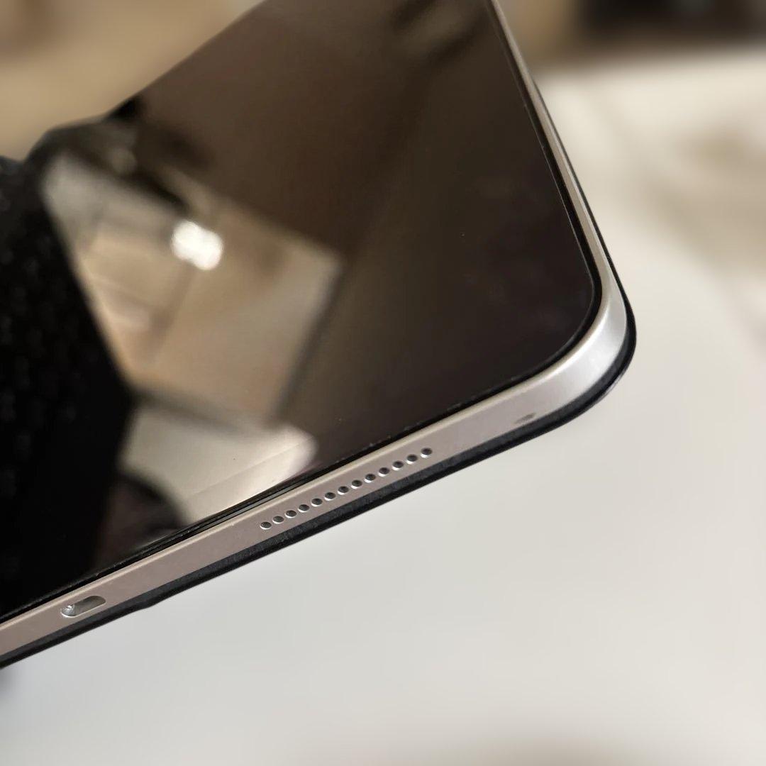 iPad Pro 11インチ　第二世代　Magic Keyboard セット