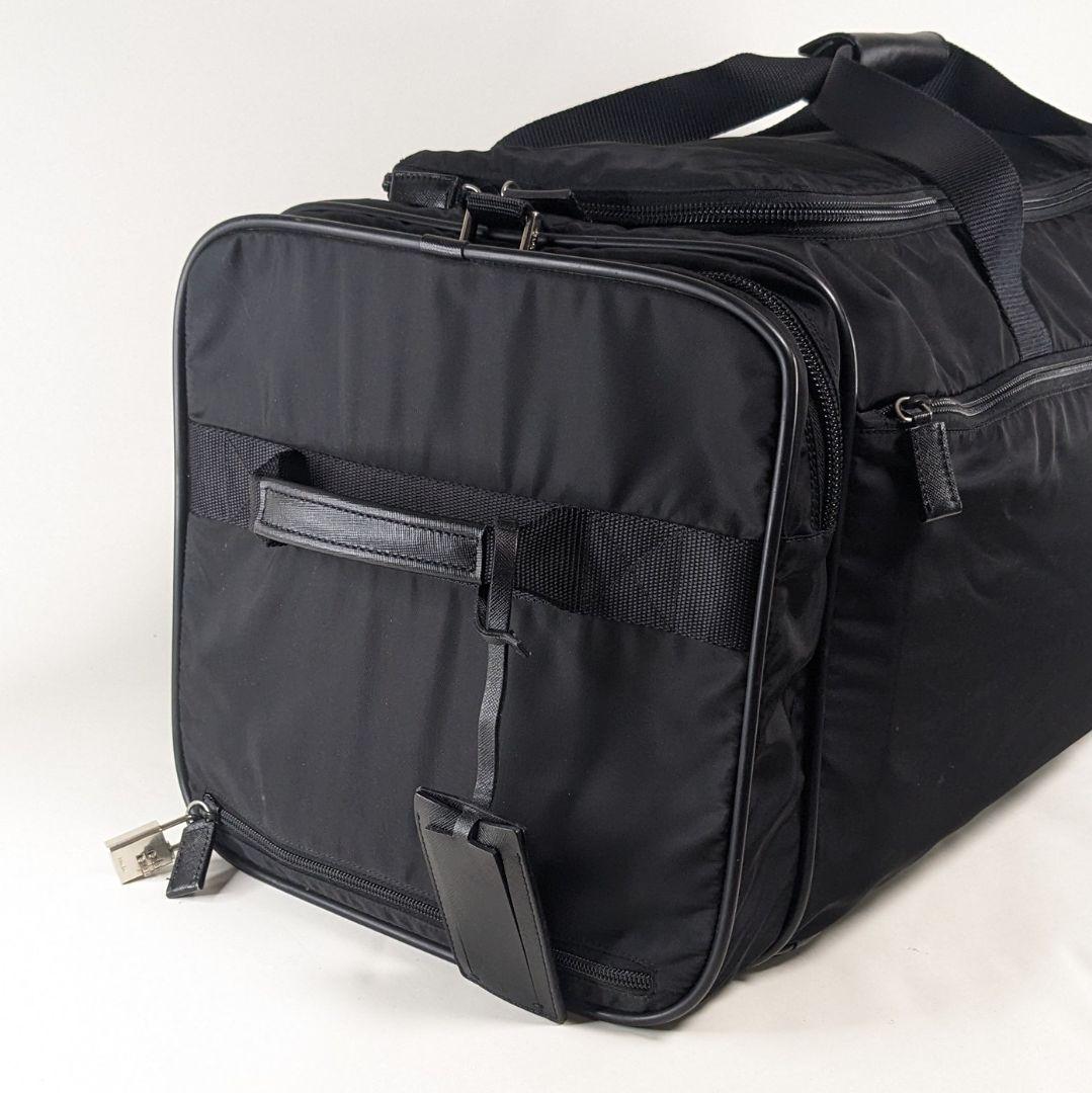 プラダ　ボストンバッグ　キャリーケース　2way ナイロン　三角ロゴ 大容量