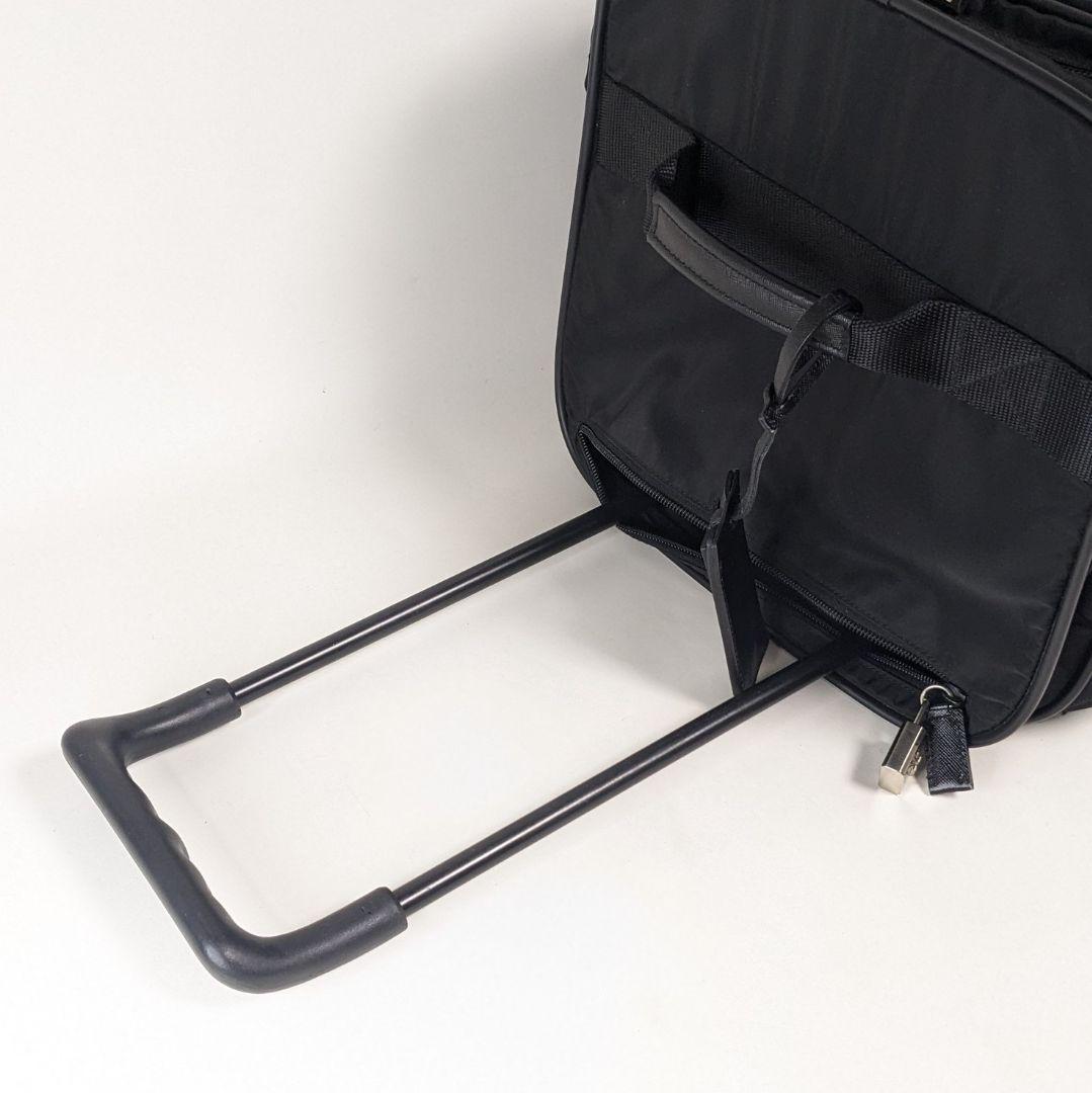 プラダ　ボストンバッグ　キャリーケース　2way ナイロン　三角ロゴ 大容量