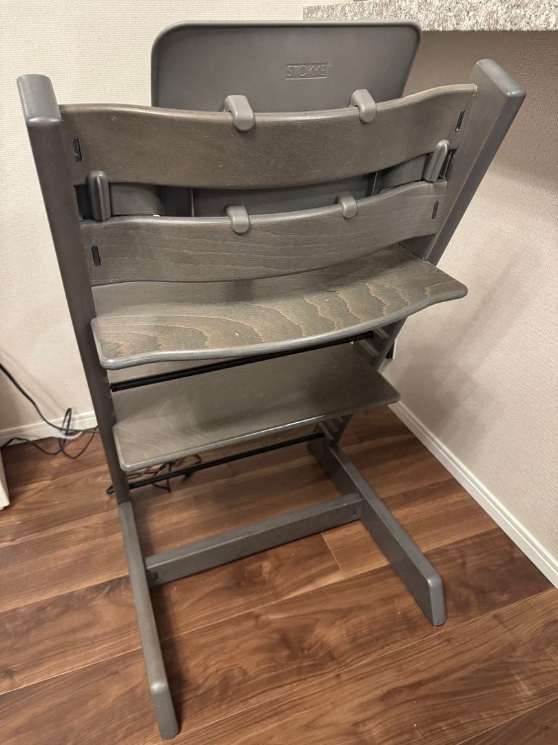 ストッケ　トリップトラップ　チェア　ヘイジーグレー　ベビーセット付き　組立済み