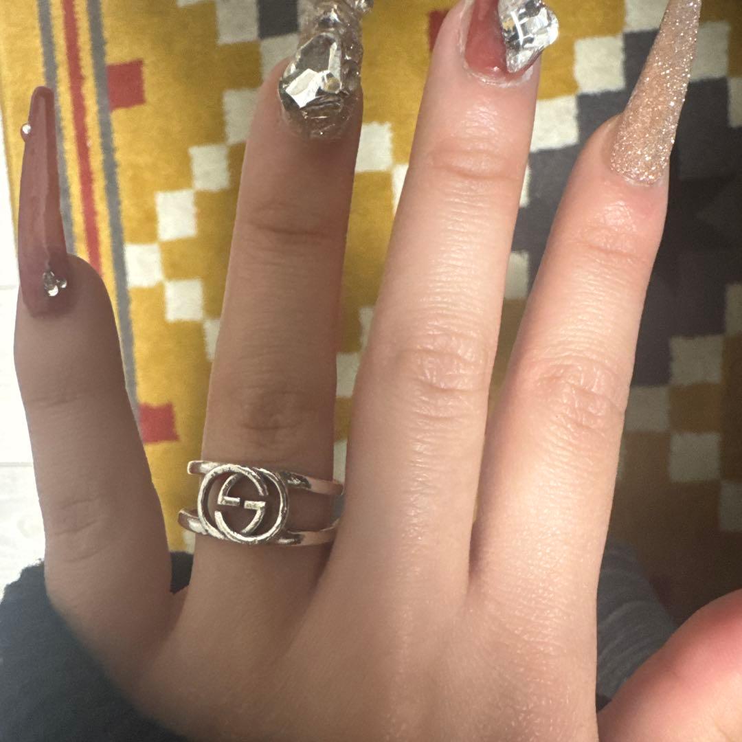 き*。様 Gucci シルバー ロゴリング