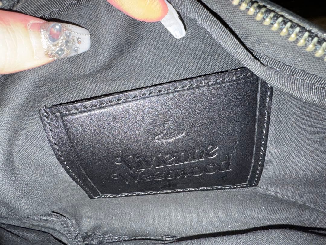 ヴィヴィアンウエストウッド ボディバッグ