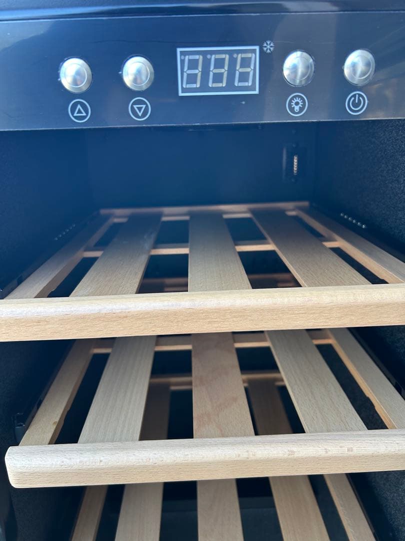 ワインセラー グローバル ファンヴィーノ 左取手 28本用 SW-28