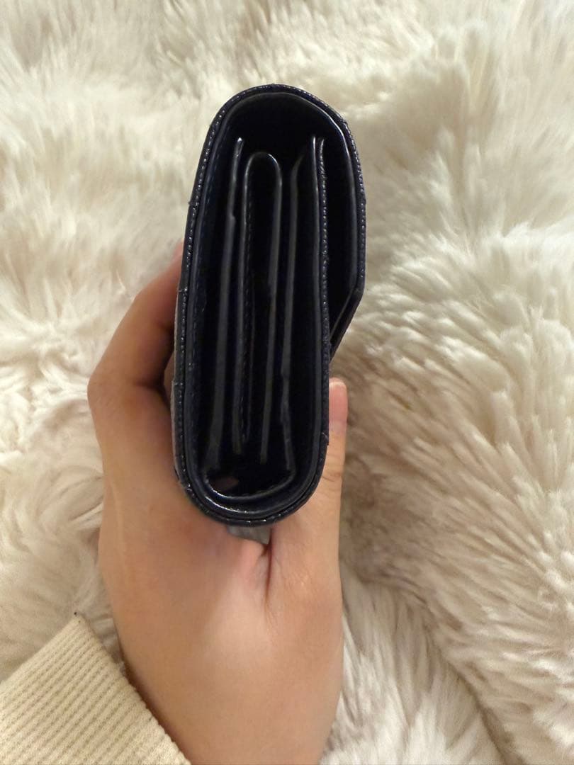 イヴサンローラン 財布