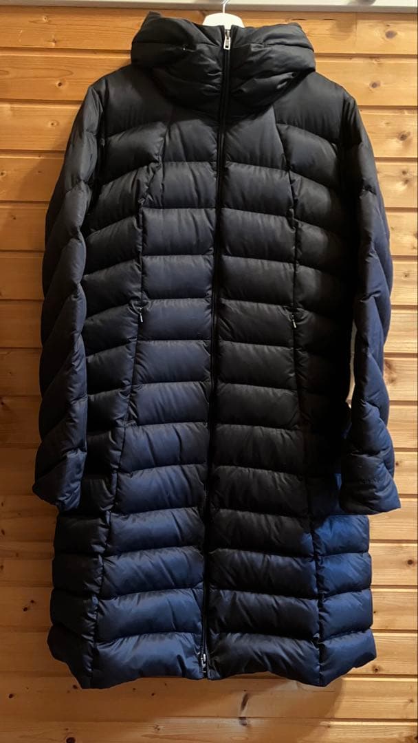 patagonia ✨美品✨レディース2ウェイロングダウンコート　ブラック系　L