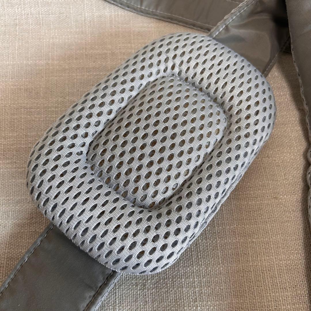 ベビービョルン ハーモニー シルバー　よだれパッド付き