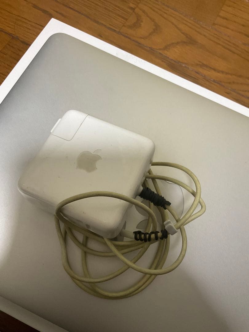 MacBook本体 13inch Macbook pro 2.7GHzIntel i5 Retina