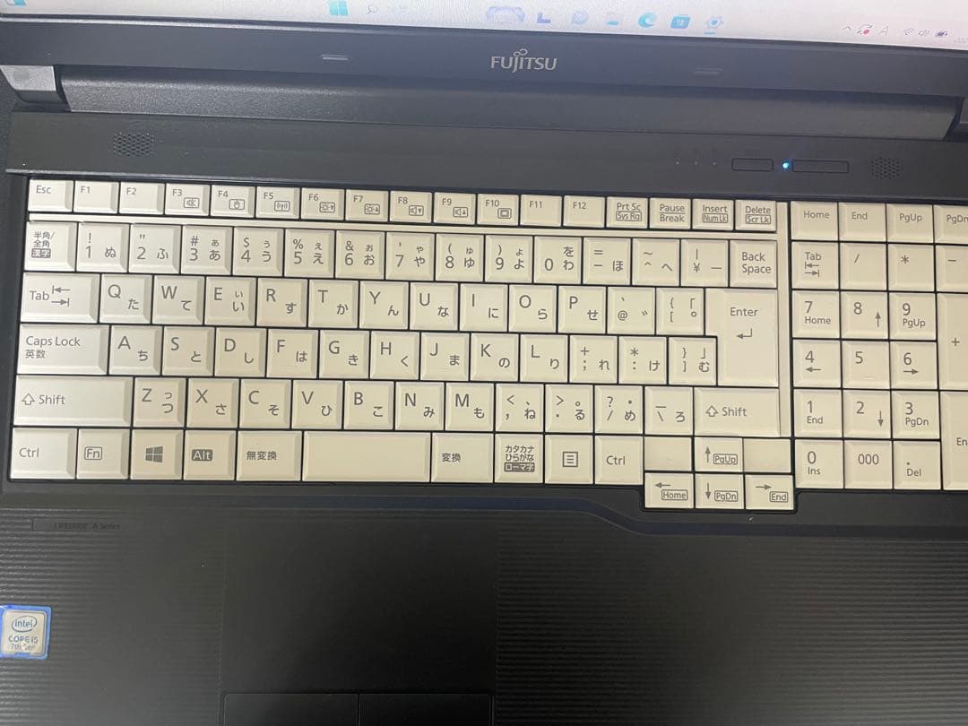 ノートパソコン　富士通LIFEBOOK A577/T