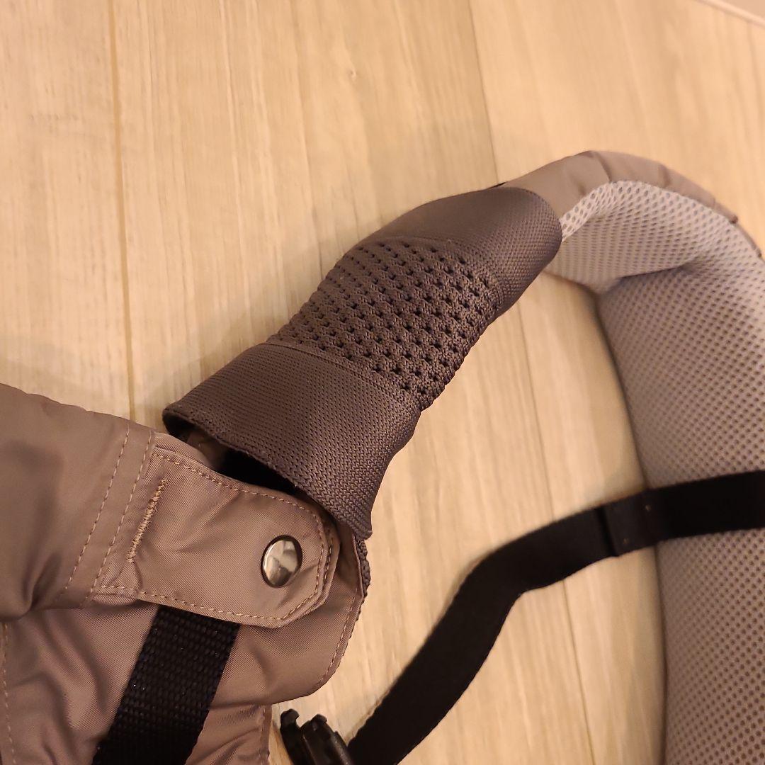 HUGLM　ハグルム ベビーキャリア　抱っこ紐