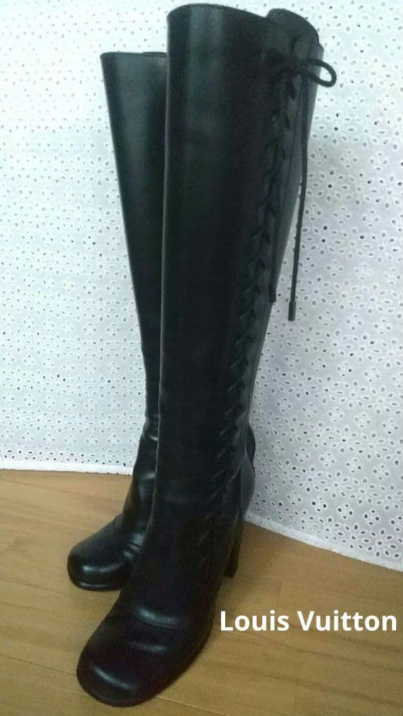 ルイ・ヴィトン LOUIS VUITTON ロングブーツ　レースアップブラック