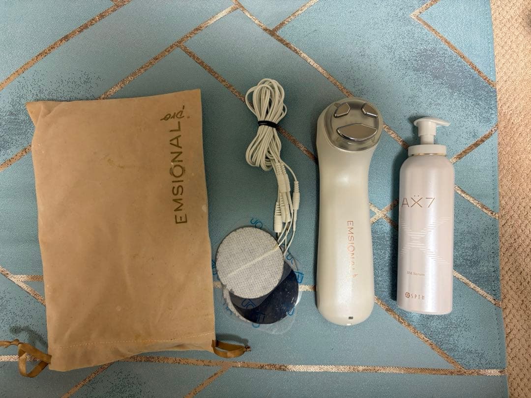 セプテム　エモーショナルプロ　エモプロ　美顔器