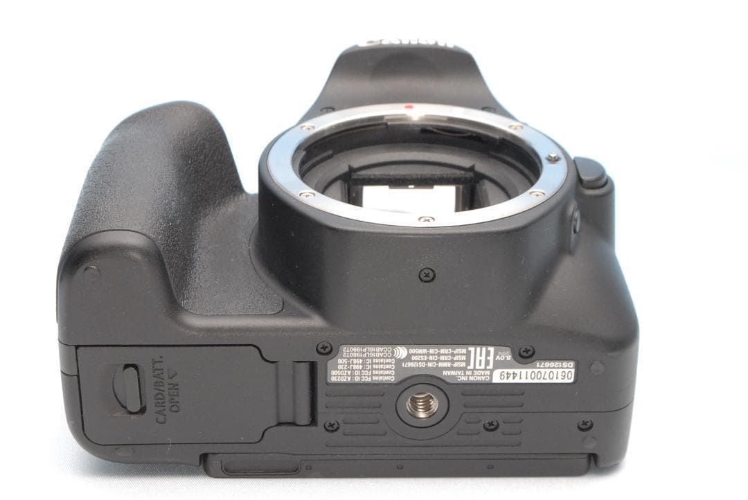 ✨小型・軽量✨キヤノン EOS Kiss X9 18-55ｍｍ IS STM