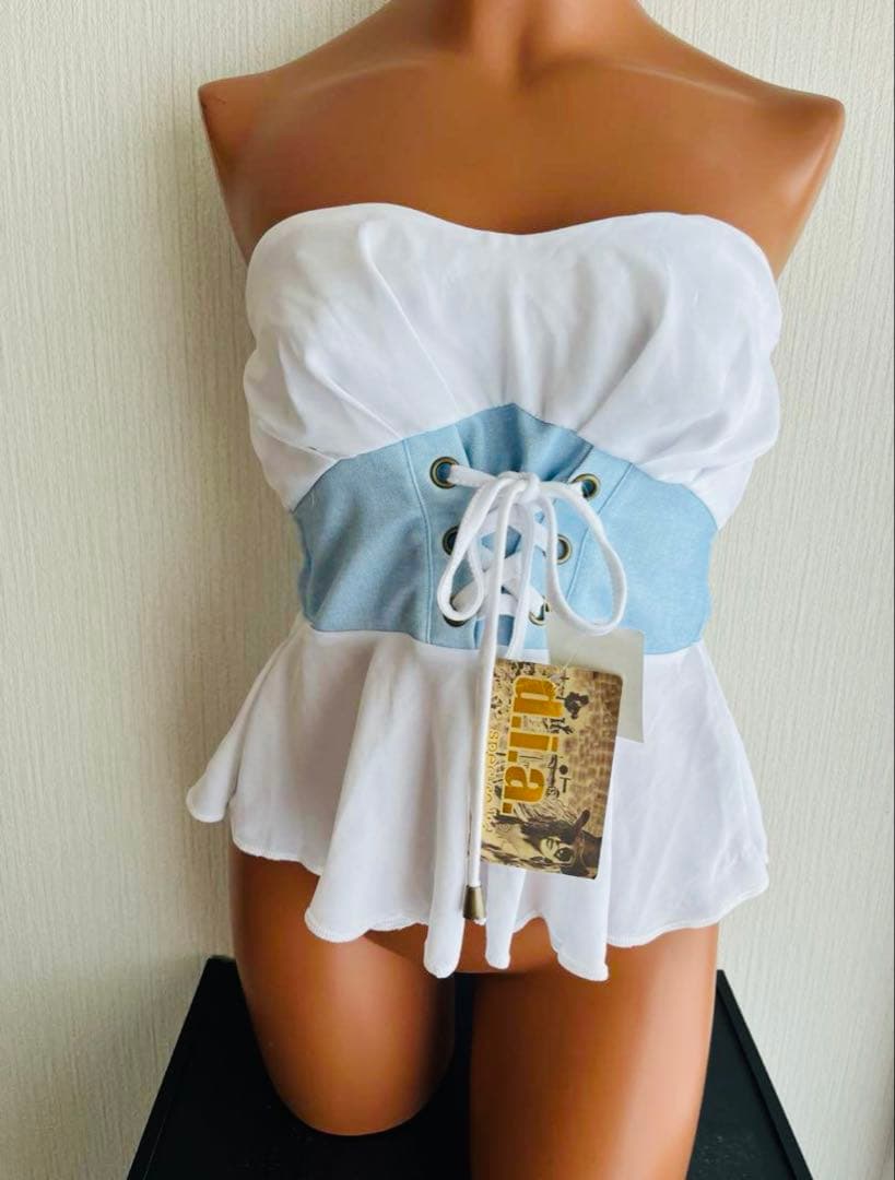 【希少】【新品タグ付き】 d.i.a. コルセット風シフォンベアトップス