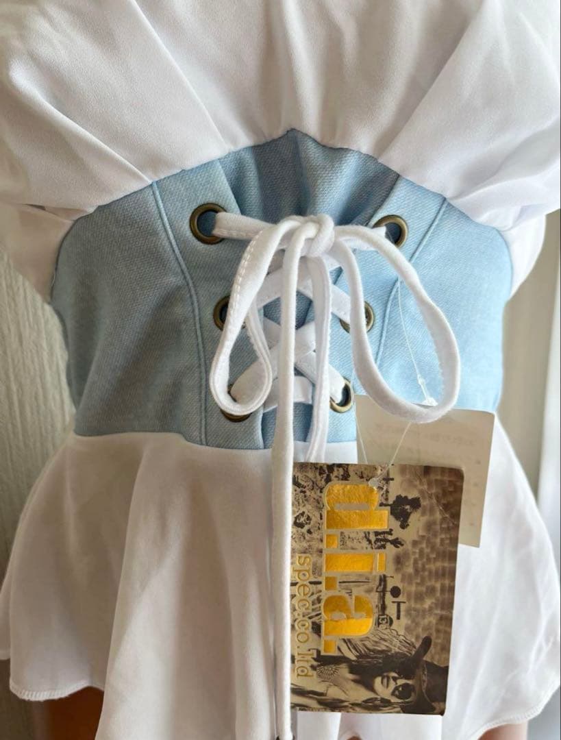 【希少】【新品タグ付き】 d.i.a. コルセット風シフォンベアトップス