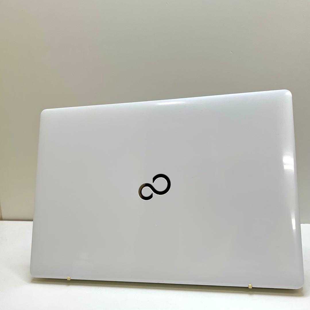 #765 富士通 Lifebook AH45/B2 i3-7100U