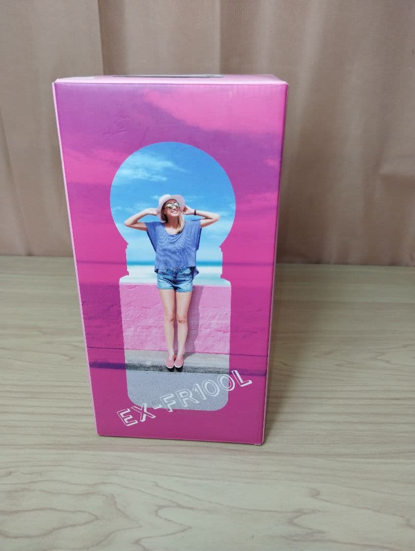 未使用　CASIO EXILIM EX-FR100L PK ピンク デジカメ