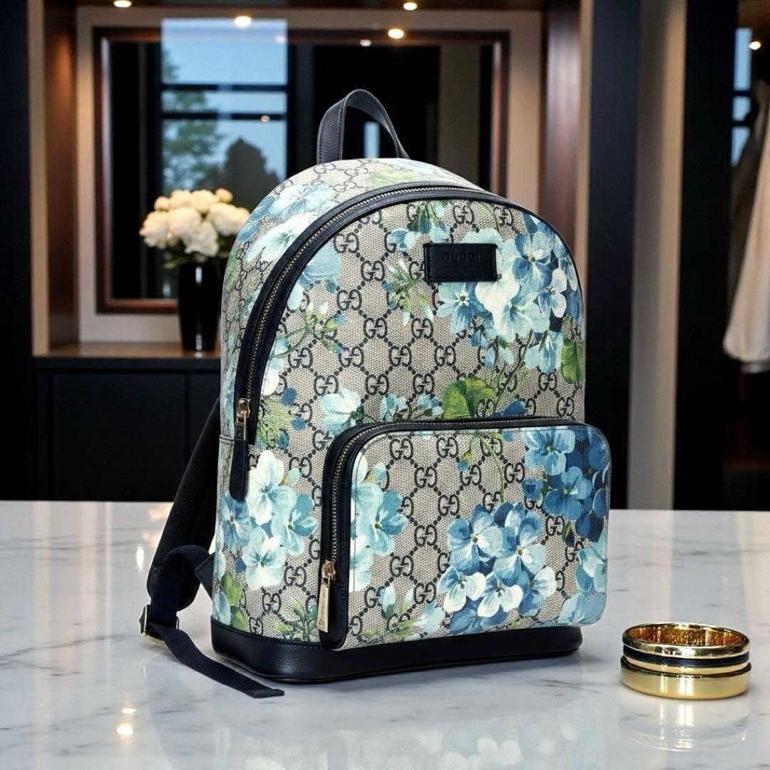 GUCCI グッチ　フラワープリント ショルダーバッグ　バッグパック