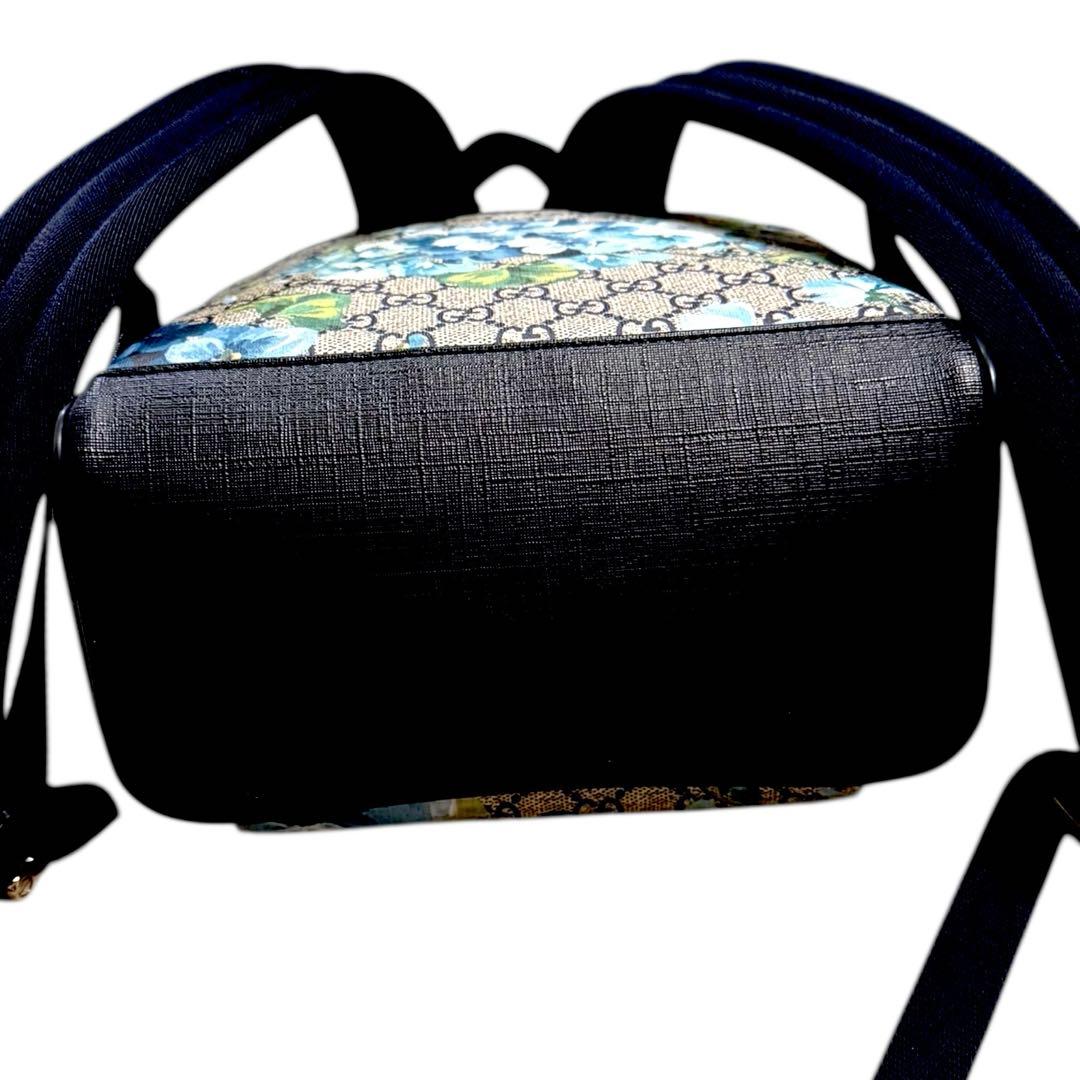 GUCCI グッチ　フラワープリント ショルダーバッグ　バッグパック