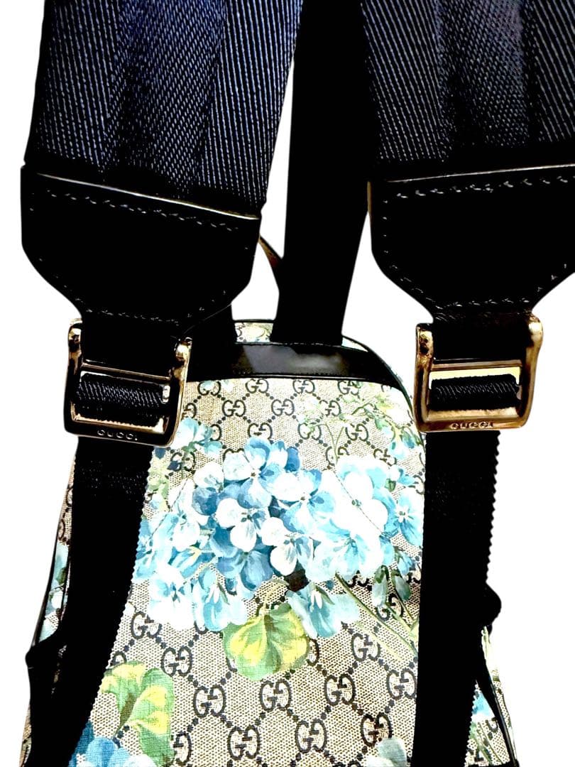GUCCI グッチ　フラワープリント ショルダーバッグ　バッグパック