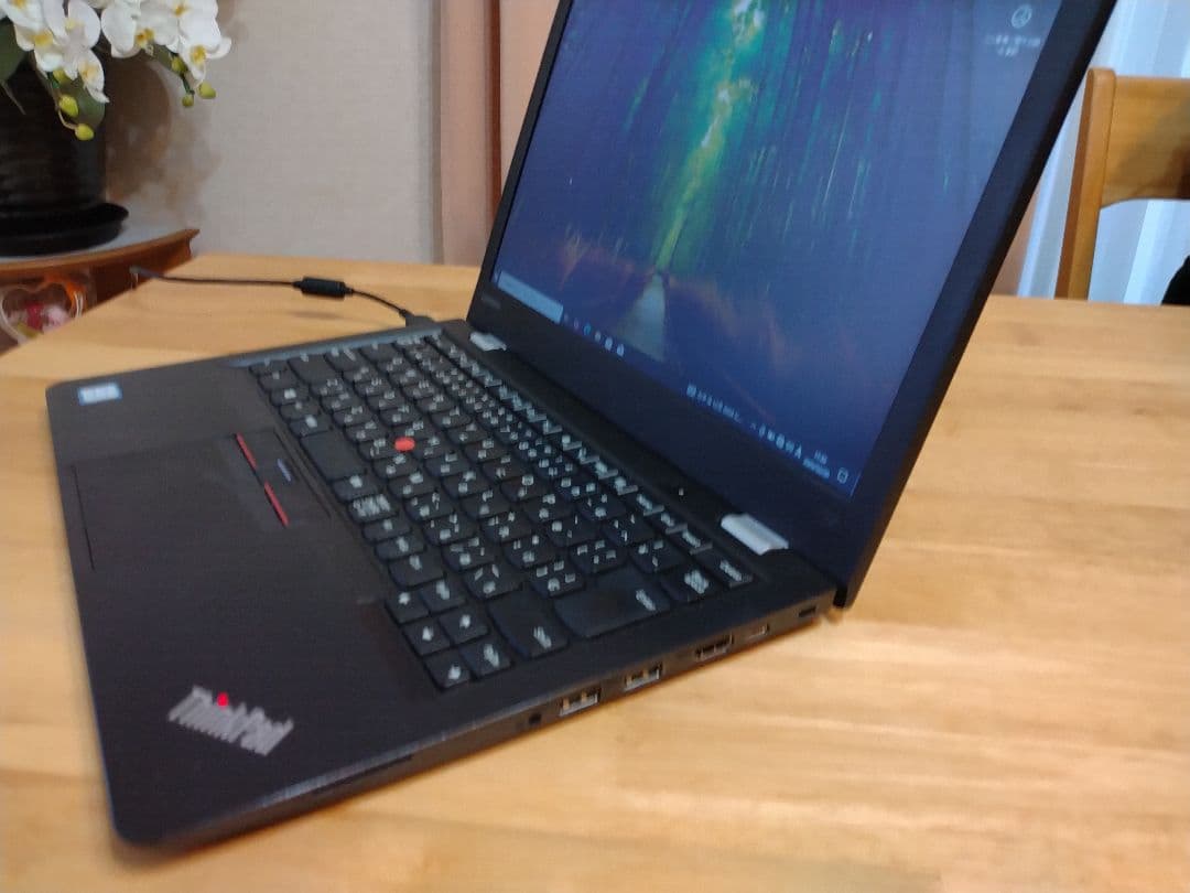 Lenovo ThinkPad13 Core i3 メモリ4GB SSD128G