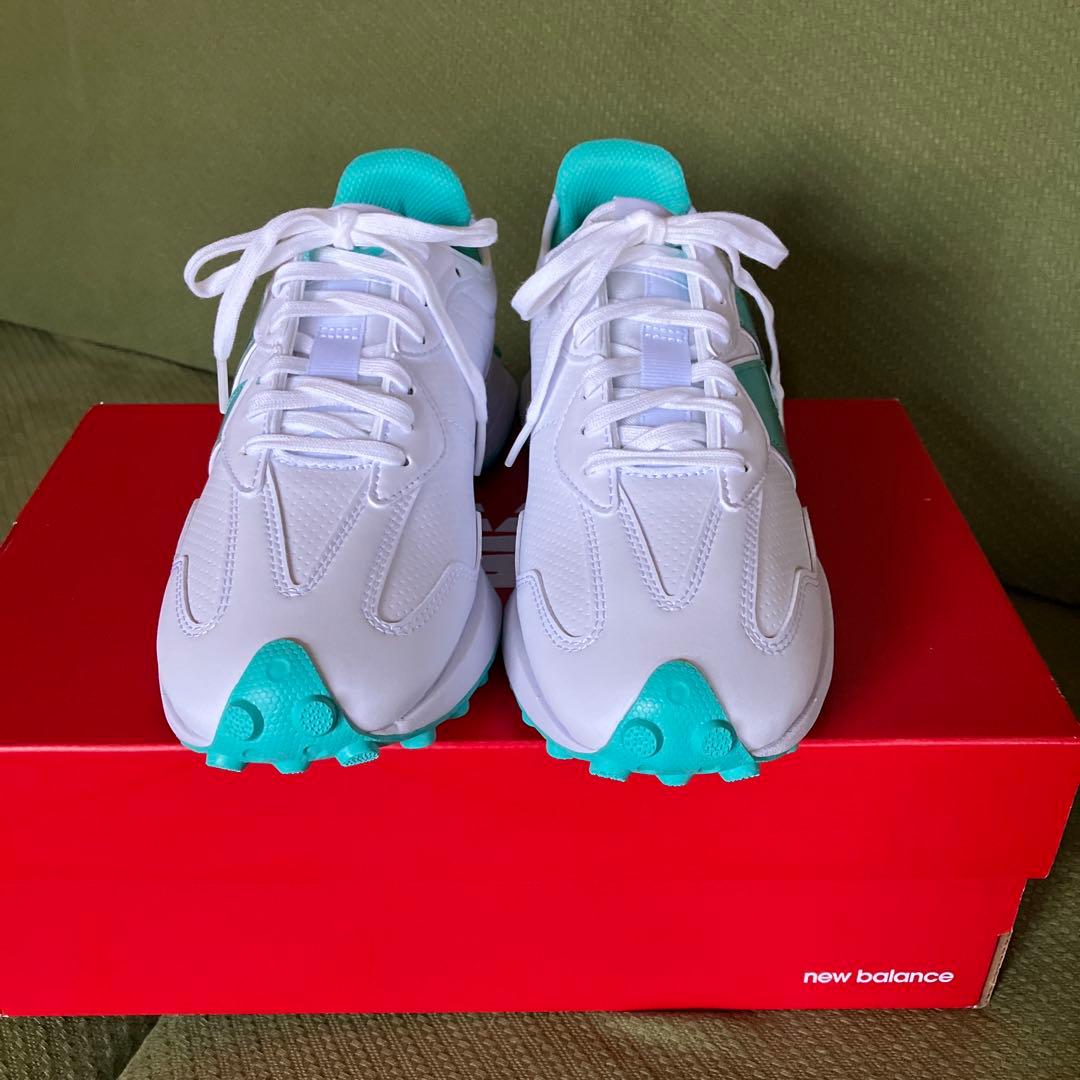 新品！ニューバランス、ゴルフシューズ、レディース、24.5センチ