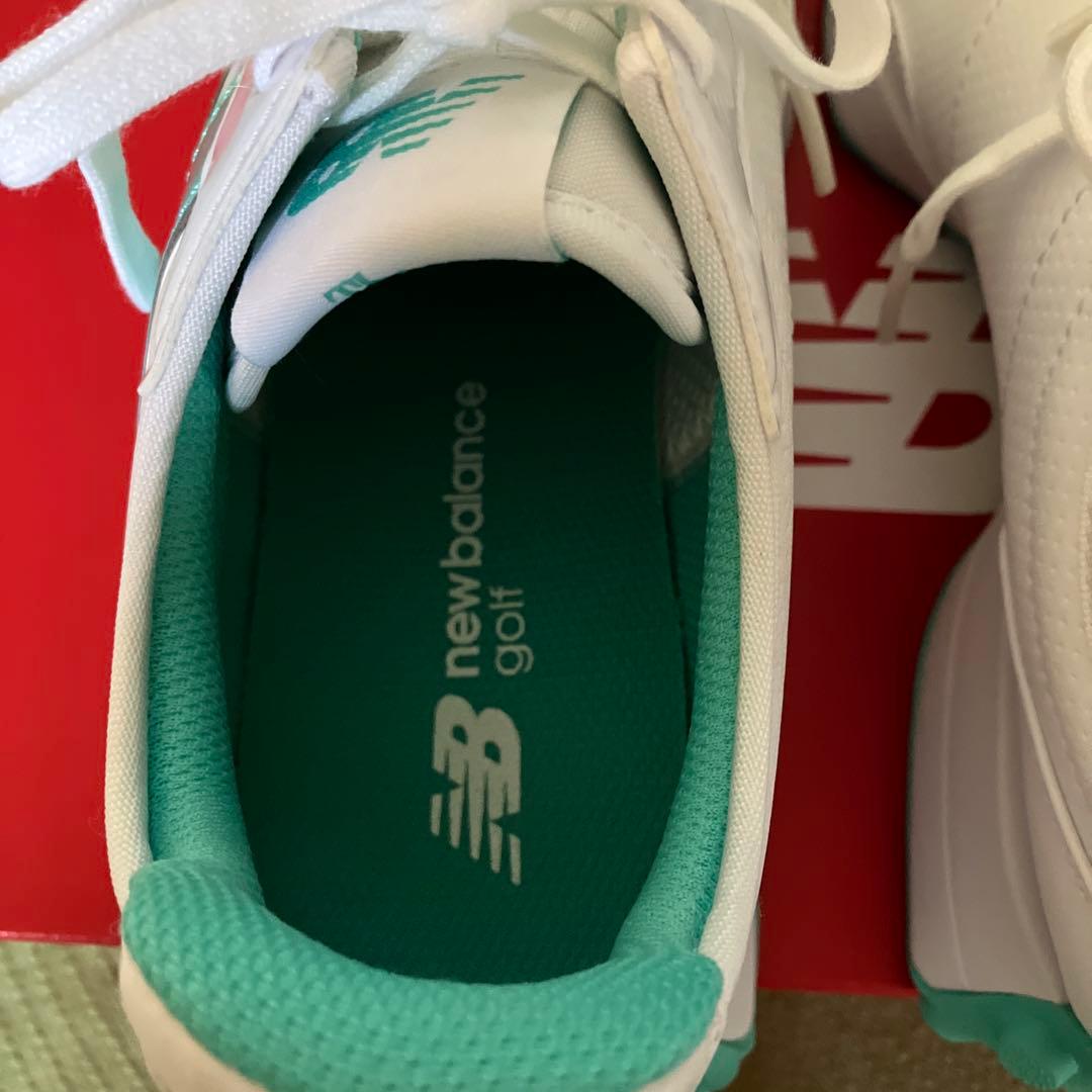新品！ニューバランス、ゴルフシューズ、レディース、24.5センチ