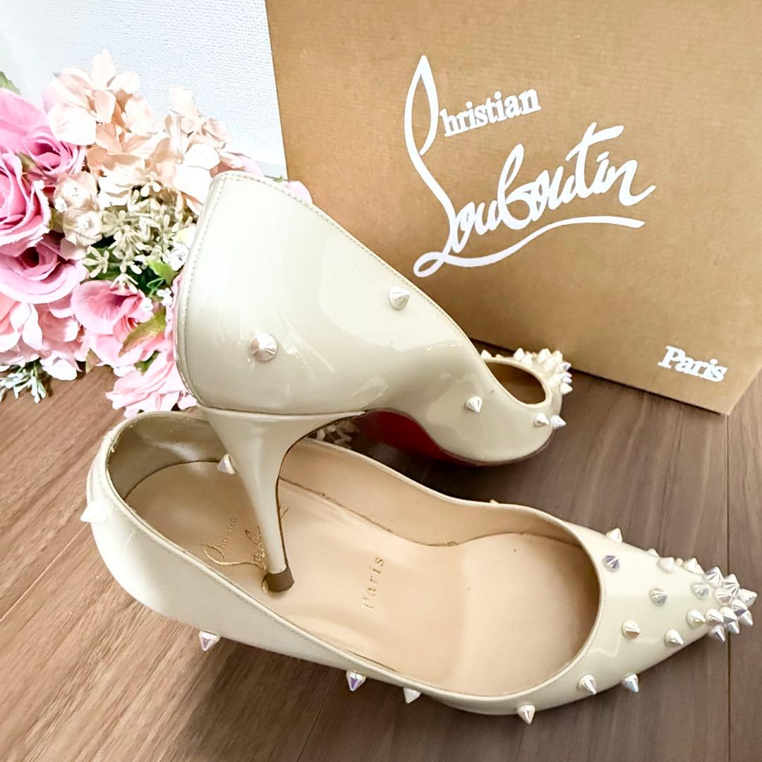 【美品】Christian Louboutinオーロラスパイクパンプス白35
