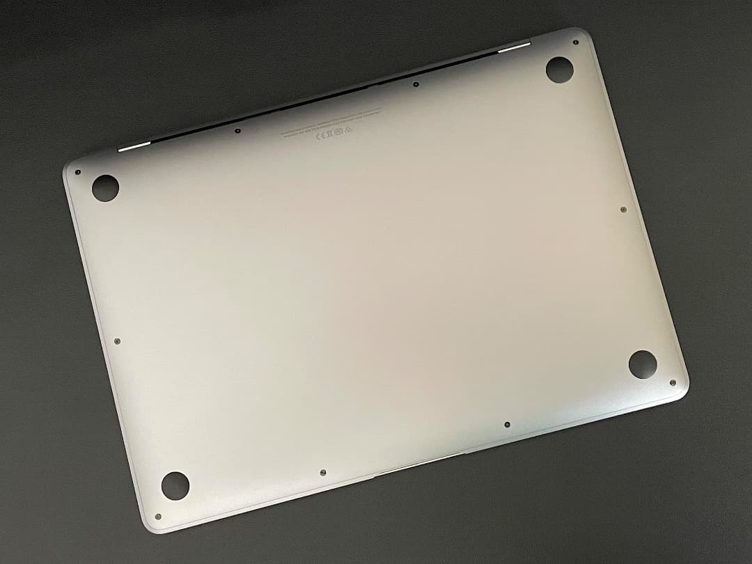 【美品】MacBook Air（M1,2020） 13.3㌅ 512GB CTO