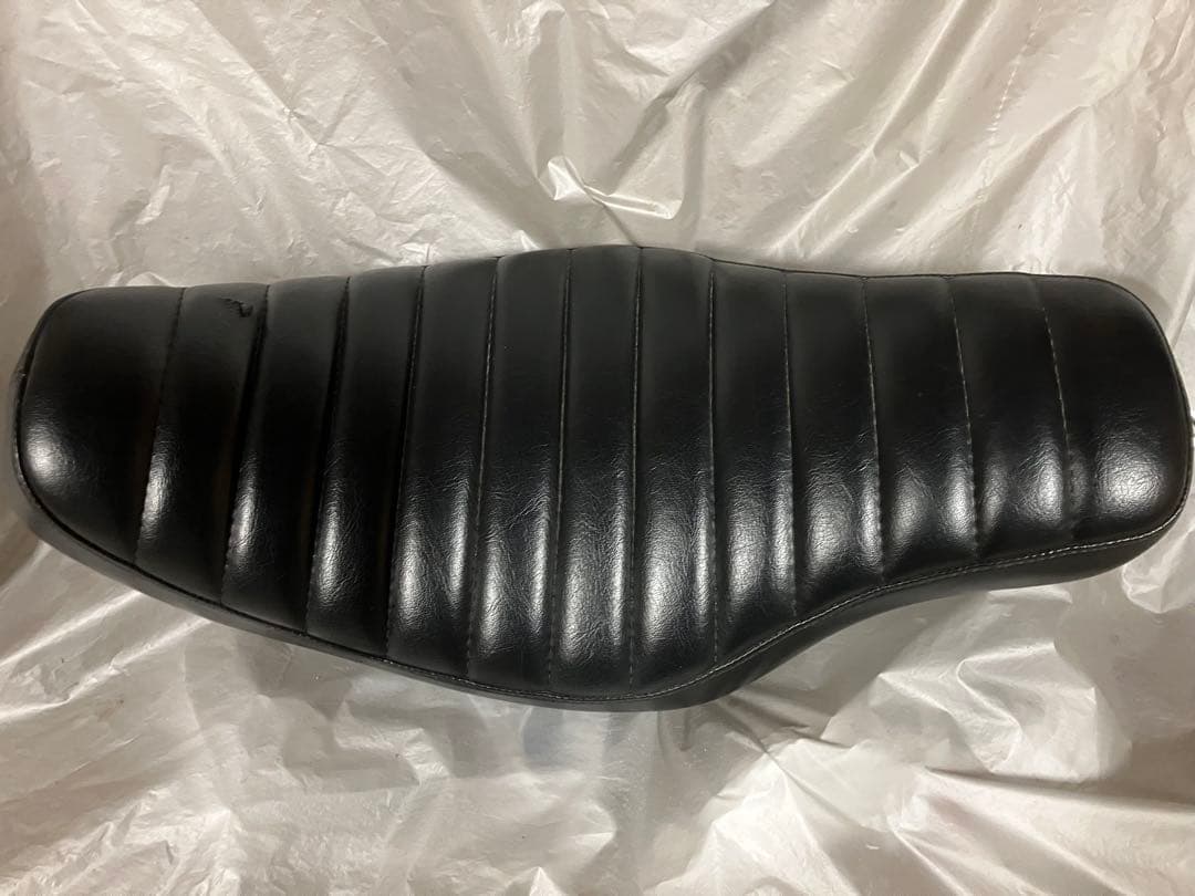 トランプサイクル　コブラシート　スポーツスターxl883 xl1200