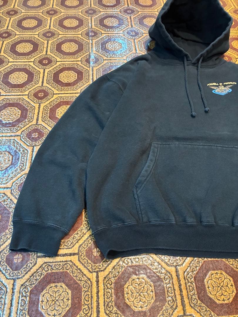 2005 Powell & Peralta ブラックパーカー M