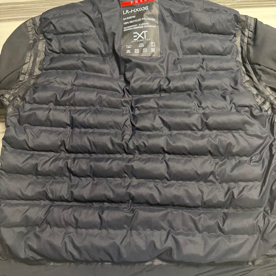 プラダ　リネアロッサ　スノーボードジャケット