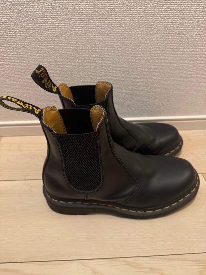 Dr. Martens 2976 YS チェルシーブーツ