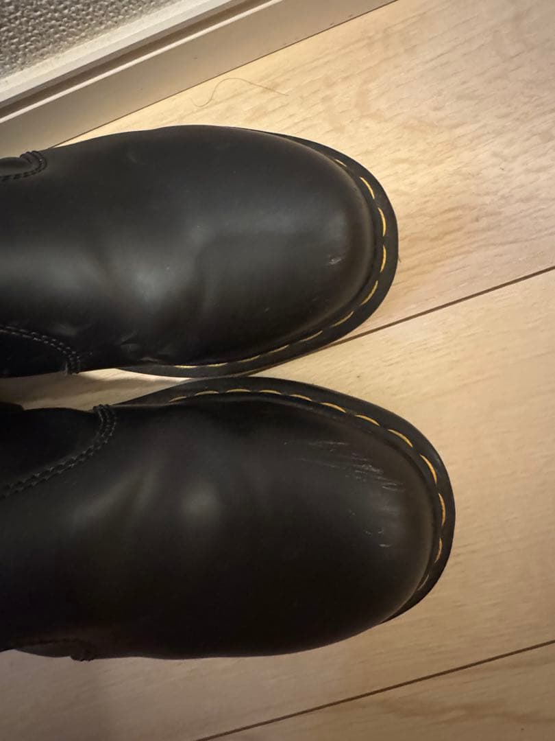 Dr. Martens 2976 YS チェルシーブーツ