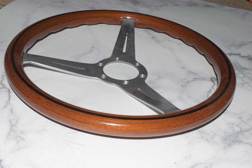 正規品 ナルディ ウッドステアリング 360mm NARDI CLASSIC